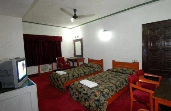 Колката: Hotel Host International