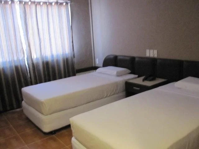 Колката: Hotel Host International