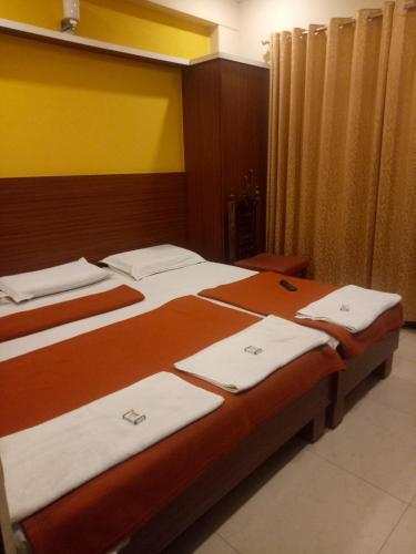 Майсур: Hotel Sangeeth Lodging