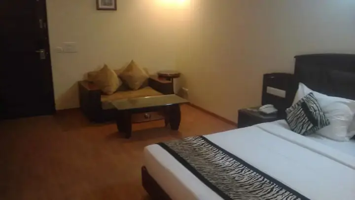 Нью-Дели: Hotel Mys