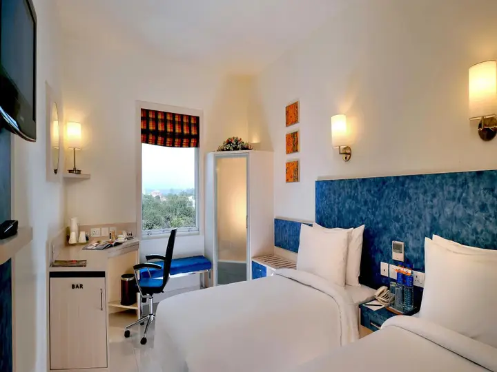 Особая экономическая зона Mahindra World City: Kalyan Grand - a business hotel