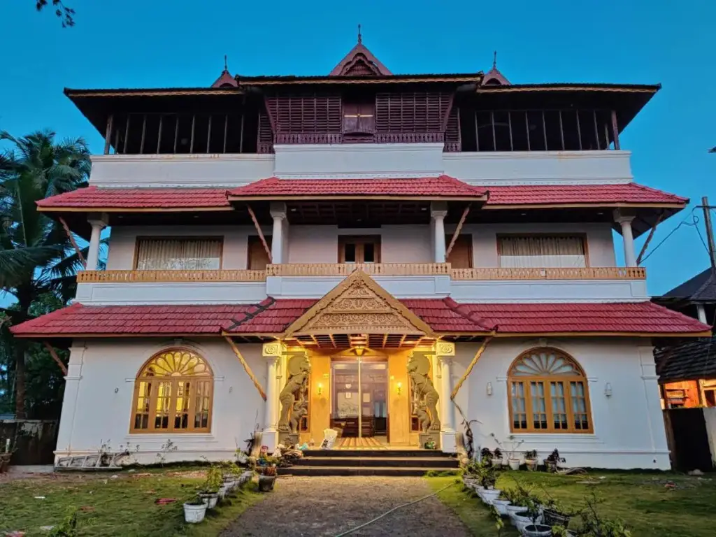 Esha Heritage Inn — фото 1