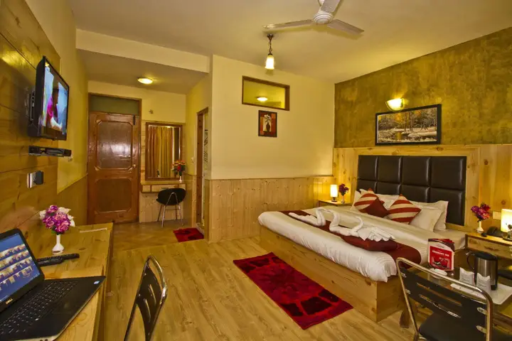Манали: New Harmony Inn