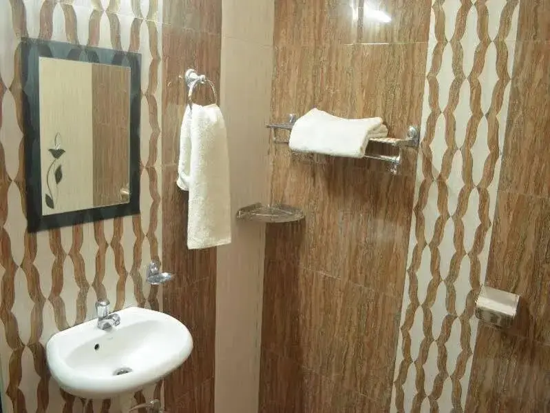 Варанаси: New Ankit Guest House