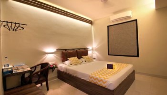 Хидерабад: FabHotel Arastu Plaza