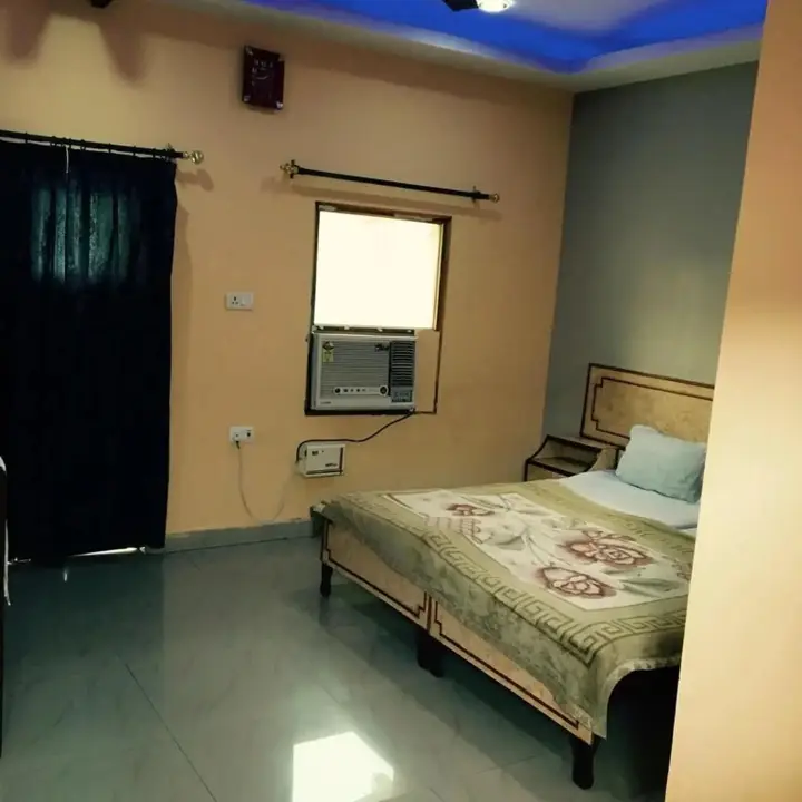 Лакхнау: OYO Flagship Hotel Lila