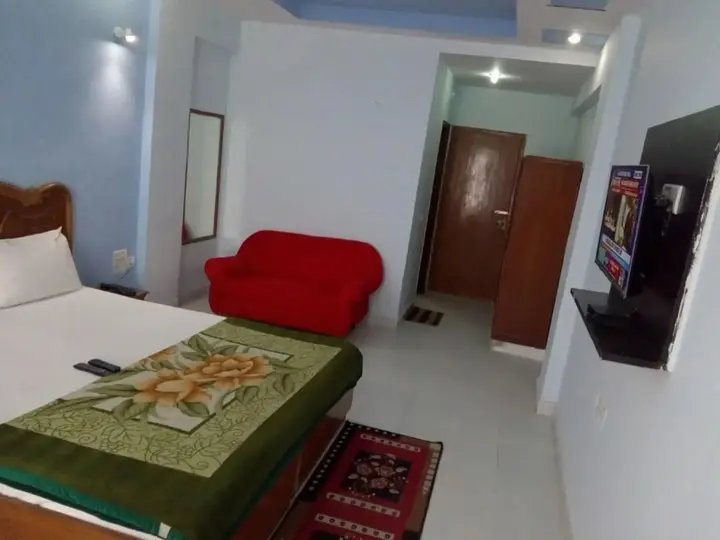 Колката: OYO Balaji Inn