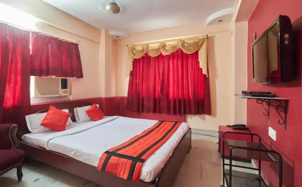 Колката: OYO Balaji Inn
