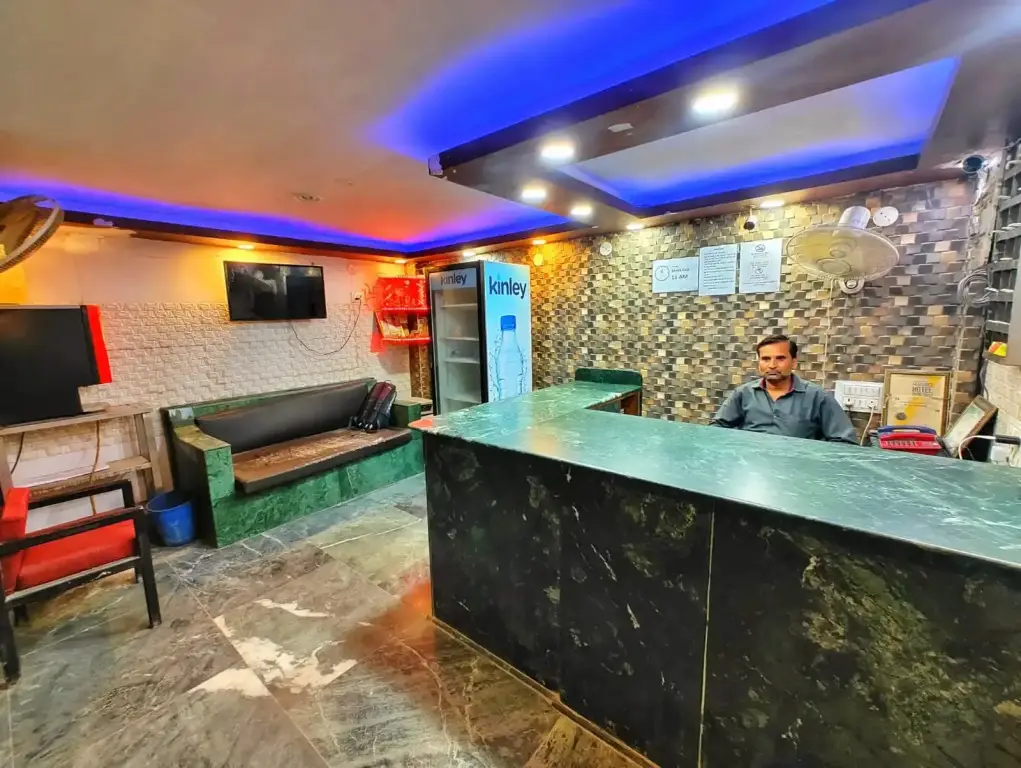 Лакхнау: Hotel Sumitra