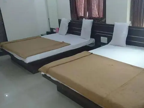 Hotel Shri Govind — фото 1