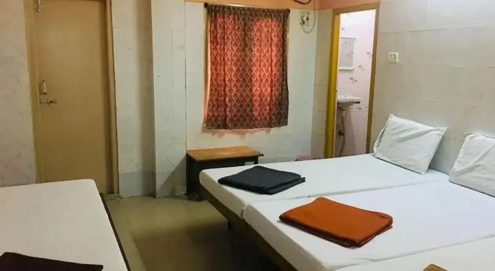Тирупати: Sandeep Residency