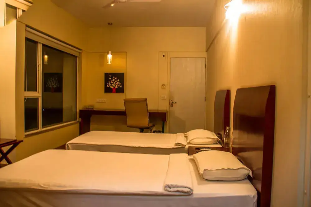 Пуна: 14 Square Kharadi