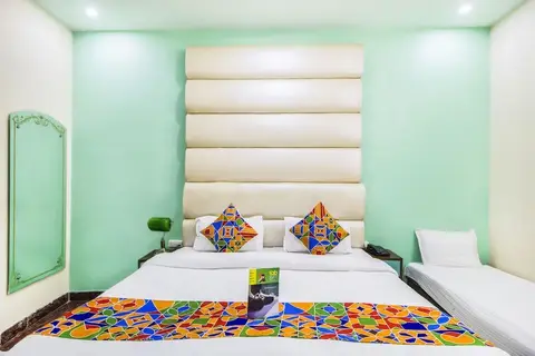 FabHotel Queen Palace — фото 1