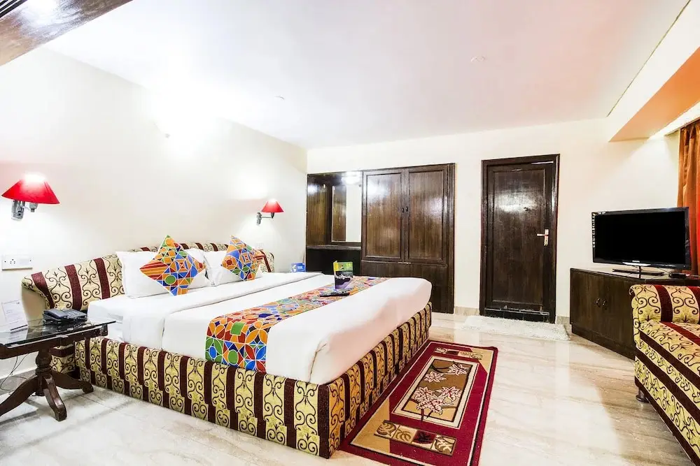 Канпур: FabHotel Mayfair Inn