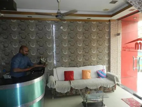 Канпур: Hotel Mangalam