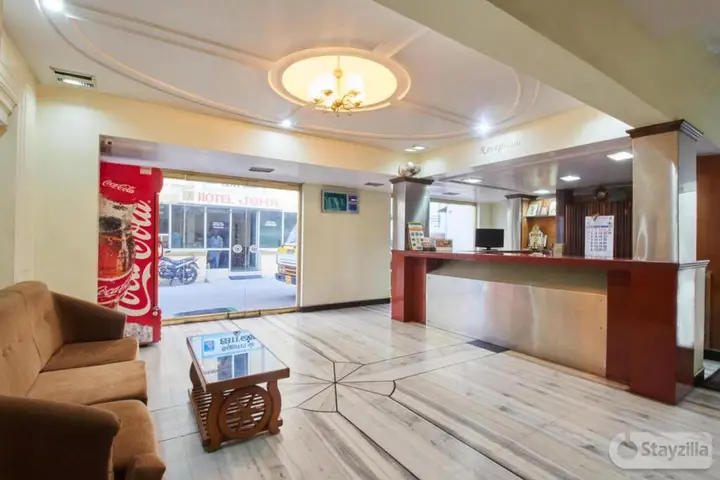Eraniel: Hotel SunRock