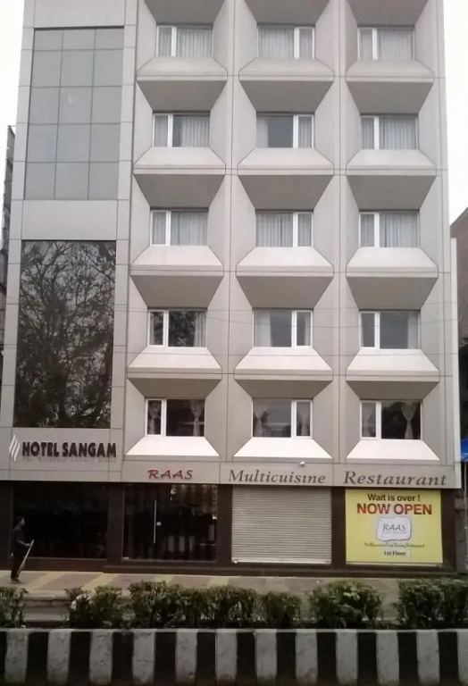 Vista Rooms at Sangam Talkies Road — фото 1