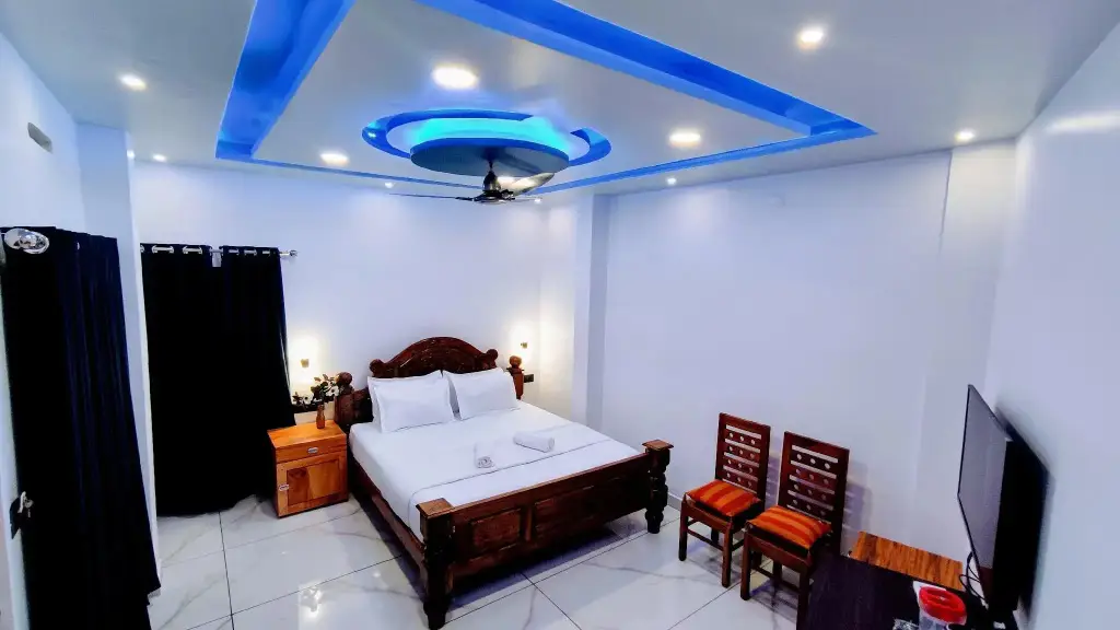 Кумили: Grand Periyar Residency,Near Kumily Busstation