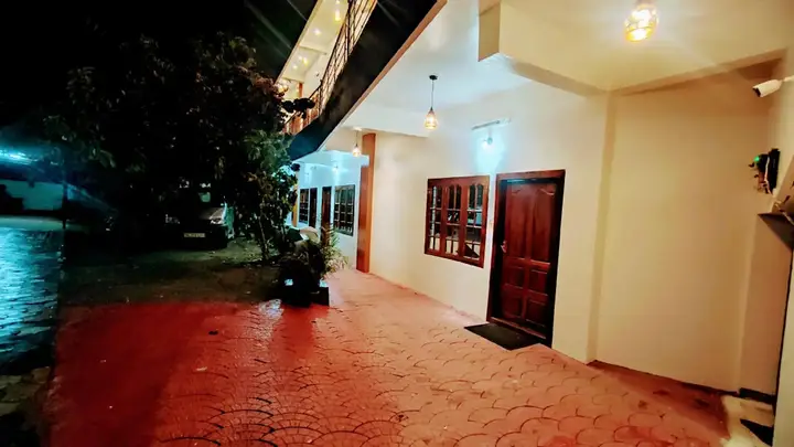 Кумили: Grand Periyar Residency,Near Kumily Busstation