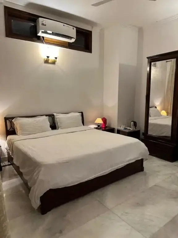 Нью-Дели: VILLA 33 Bed & Breakfast