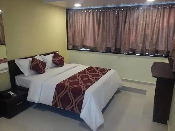 Мумбаи: Hotel Artus Inn