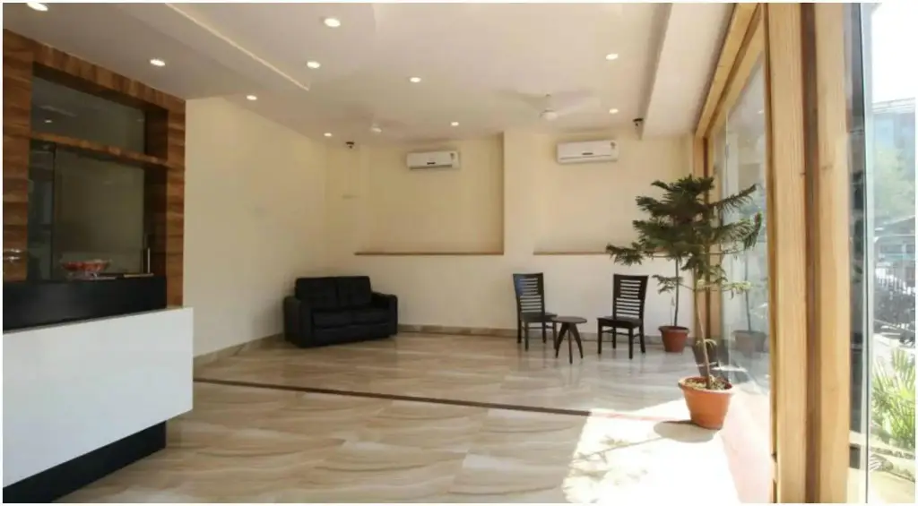 Мумбаи: Hotel Ashir Inn
