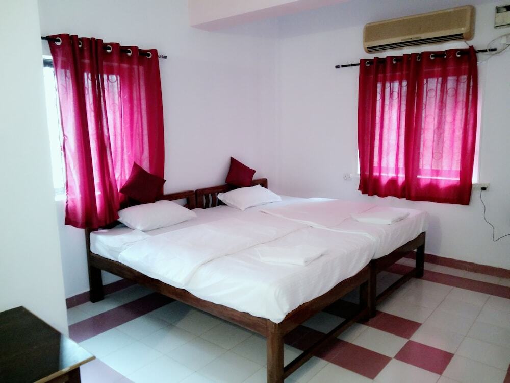Бага: Braganza Guest House