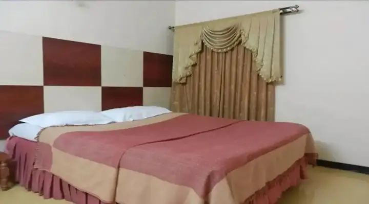 Chikkajala: Mount Palazzo