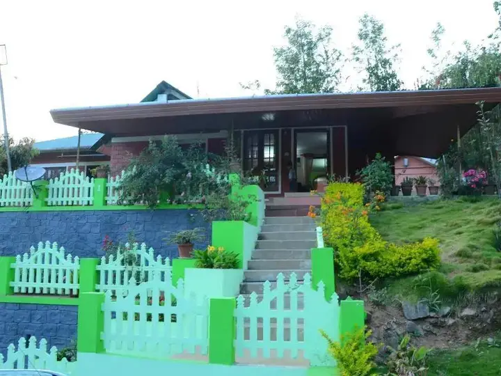 Муннар: Family Care Home Stay