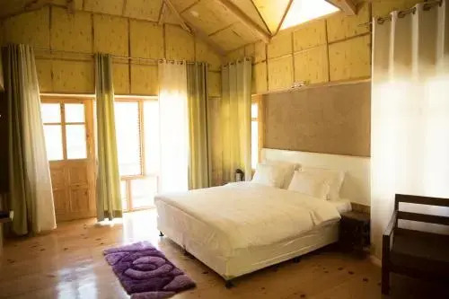Devat Farm Cottage Tirthan Gushaini — фото 1