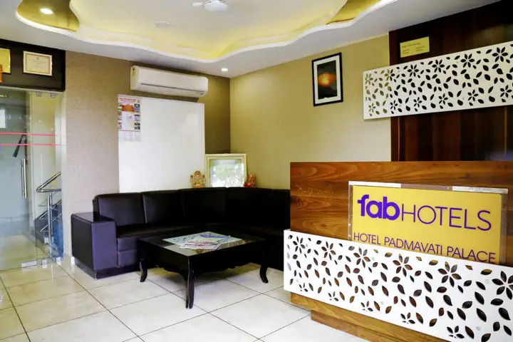 Джайпур: FabHotel Padmavati Palace