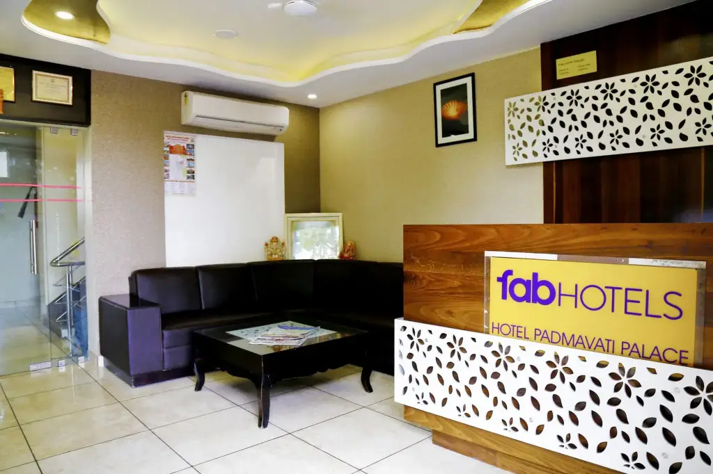 Джайпур: FabHotel Padmavati Palace
