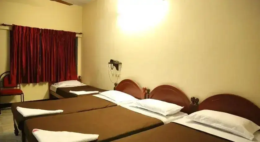 Ченнаи: Rmc travellers inn