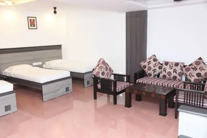 Салем: Hotel Karpagam International