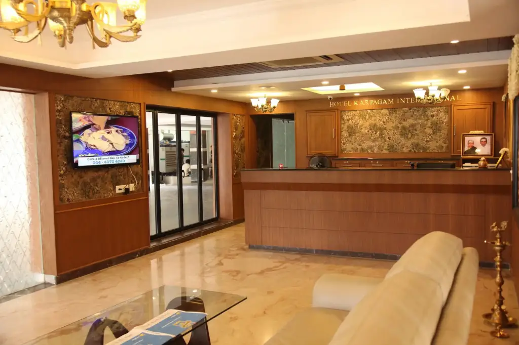 Салем: Hotel Karpagam International
