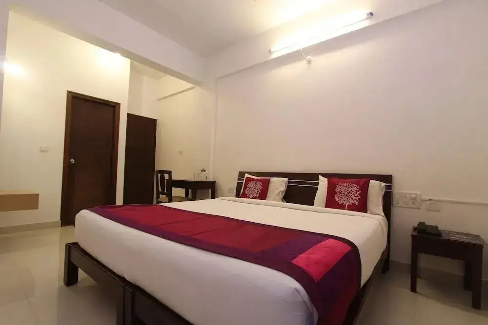 Бангалор: Aashritha Suites