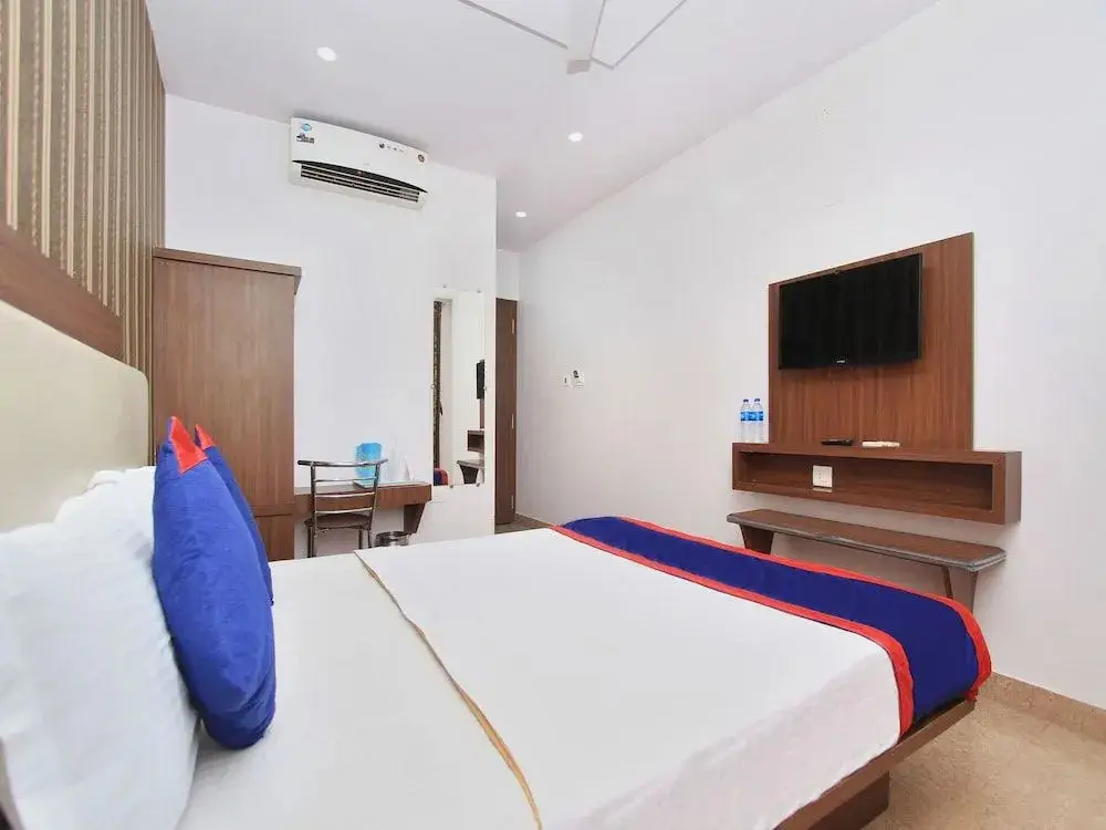 Майсур: OYO 12153 Hotel B S International
