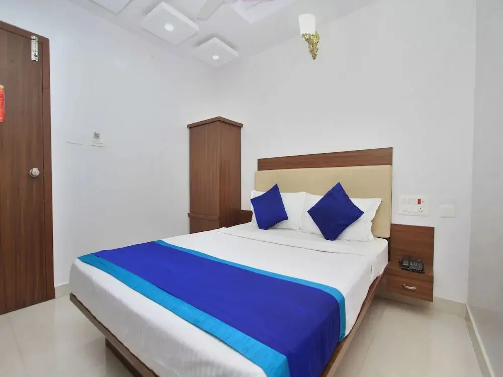 Майсур: OYO 12153 Hotel B S International