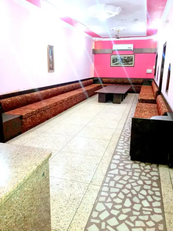 Мератх: Hotel Agarwal Guest House