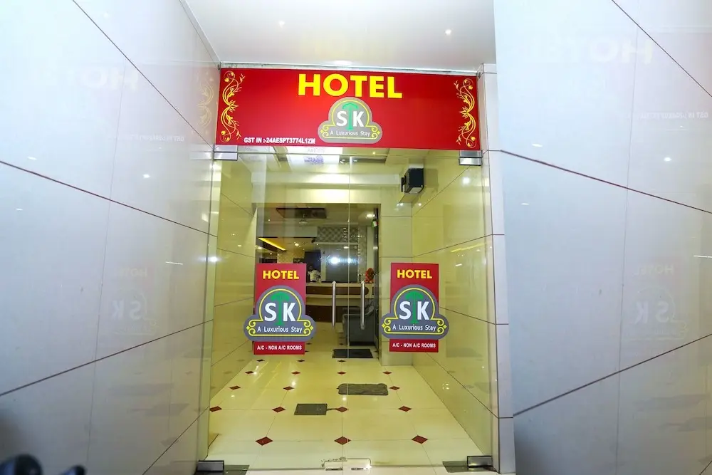 Раджкот: Hotel Sk
