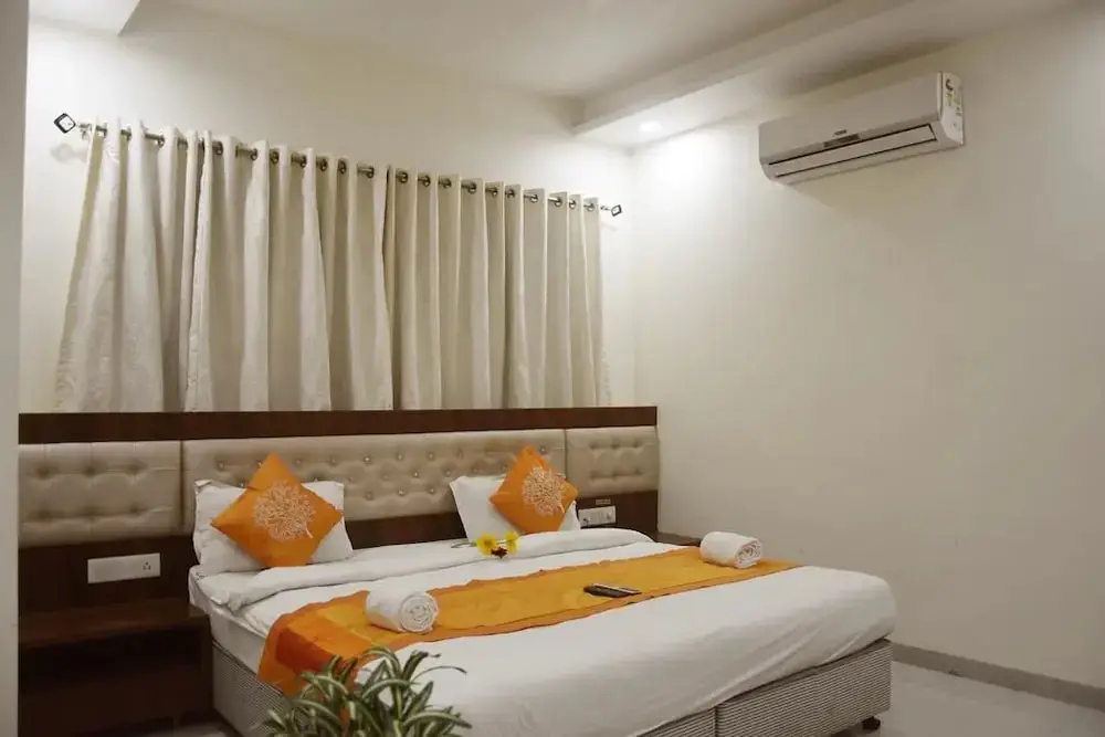 Ширди: Hotel Sai Shubham