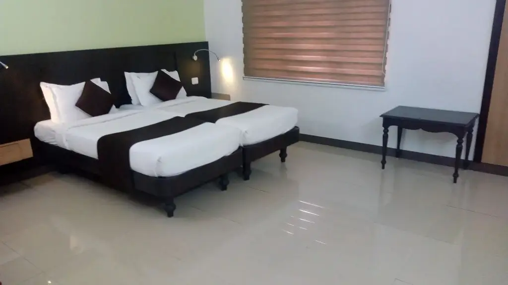 Ченнаи: New Woodlands Hotel