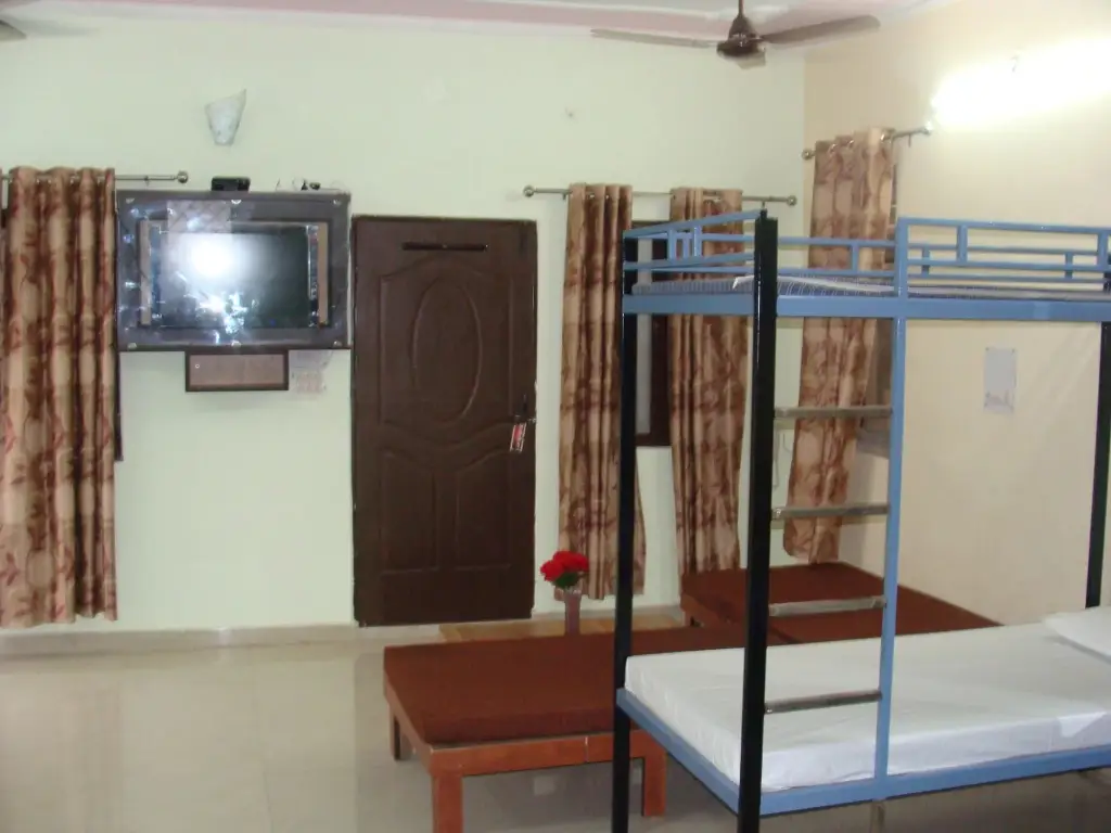 Дехрадун: Hotel Abhinandan grand