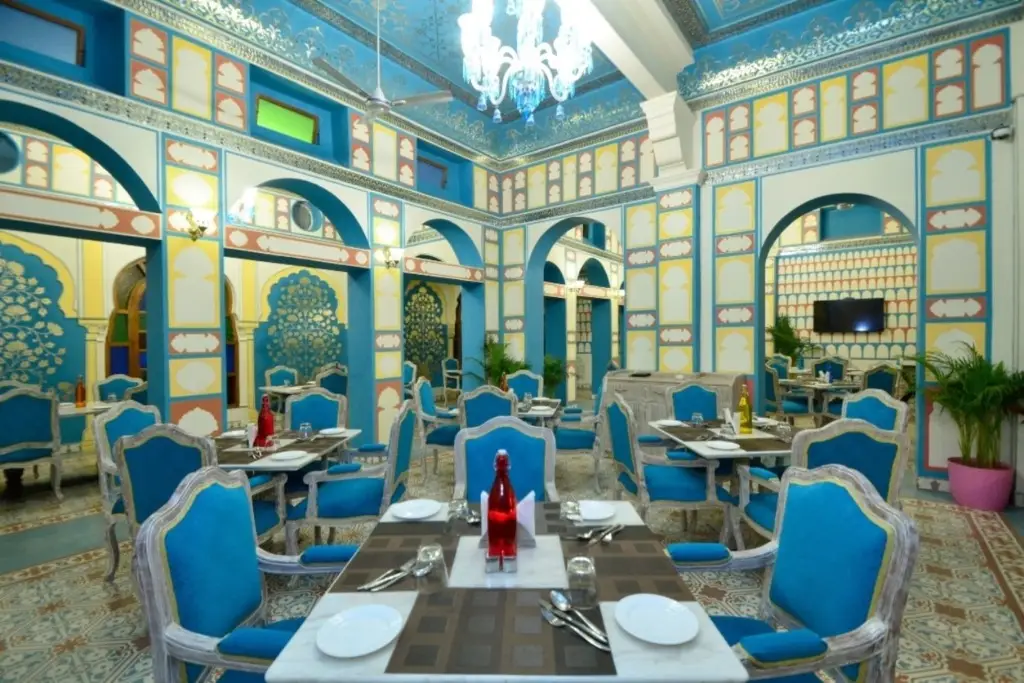 Джайпур: Nirbana Palace - A Heritage Hotel