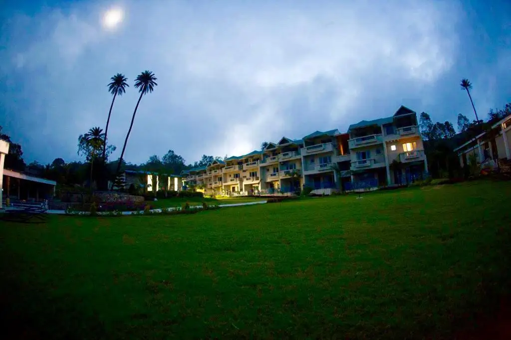 Hummingbird Resort — фото 1