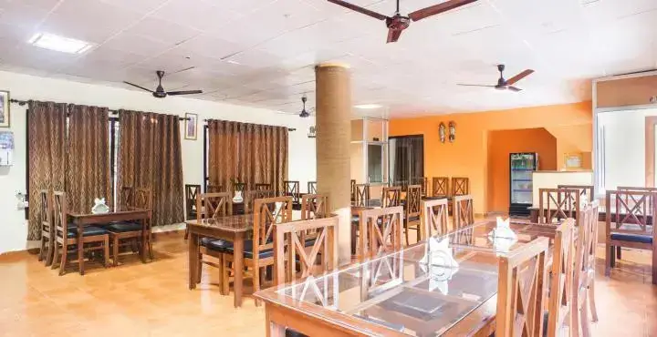 Наинитал: Corbett Aroma Havens Resort