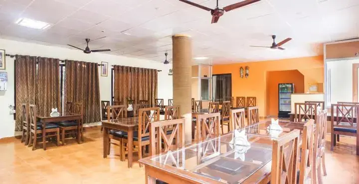 Наинитал: Corbett Aroma Havens Resort