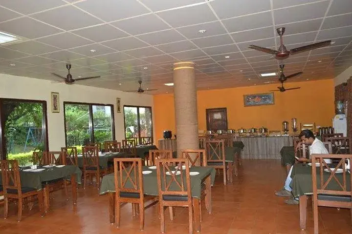 Наинитал: Corbett Aroma Havens Resort