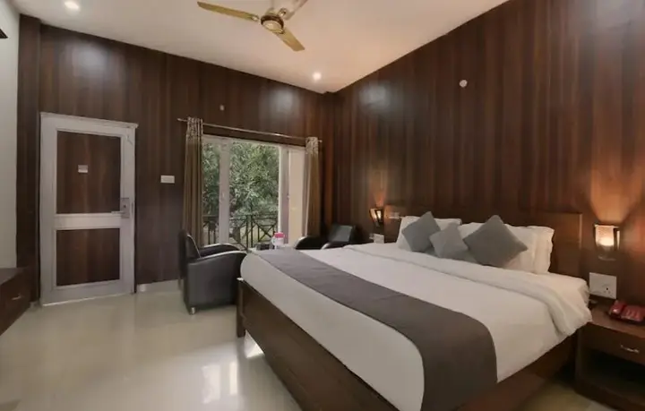 Наинитал: Corbett Aroma Havens Resort
