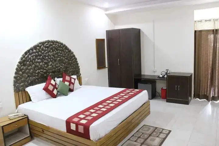 Наинитал: Corbett Aroma Havens Resort